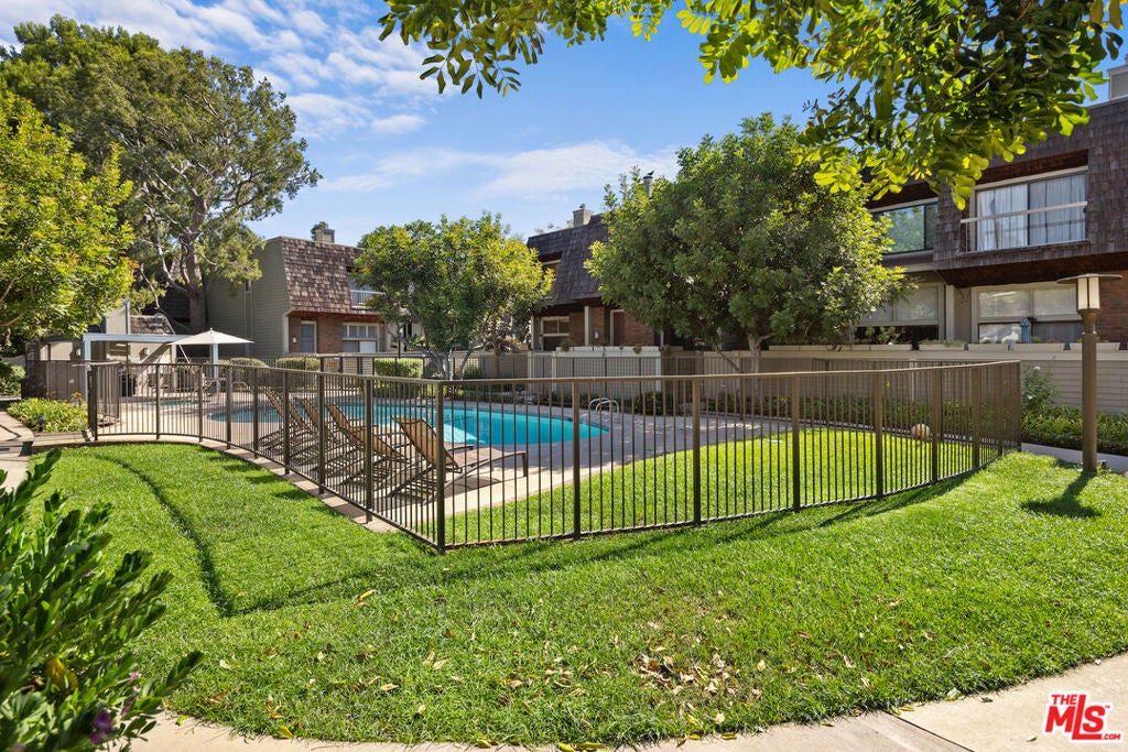 13360 Maxella Avenue 11