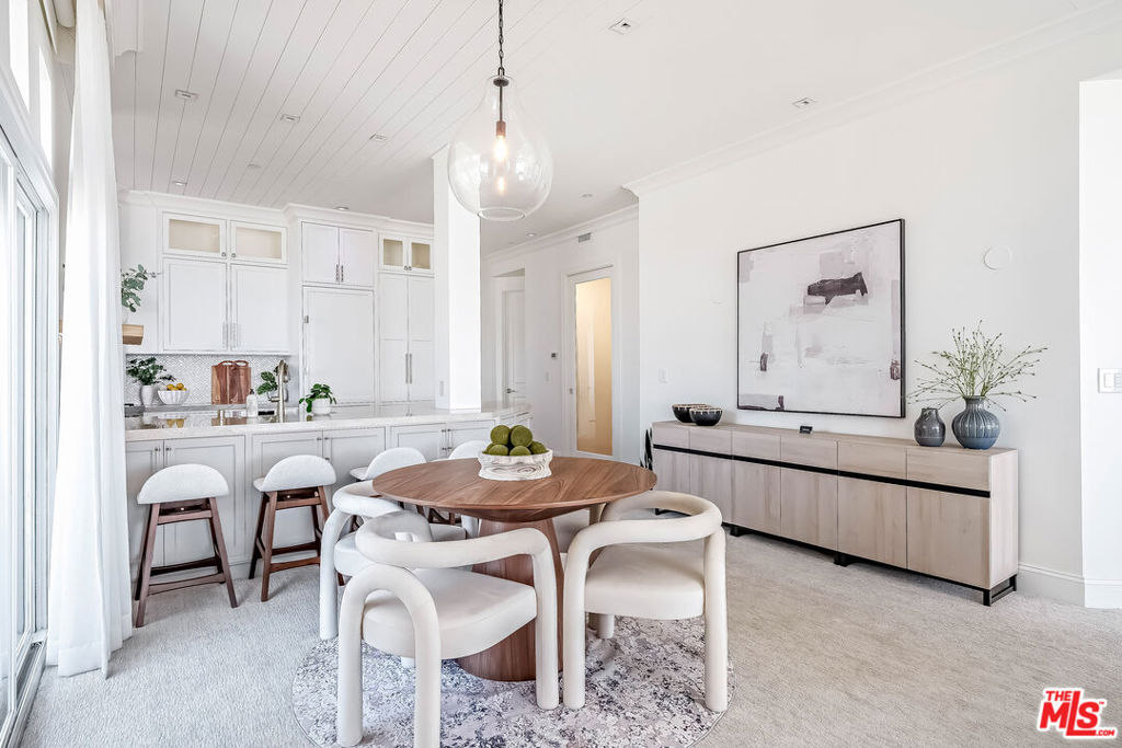 1500 E Ocean Boulevard 401