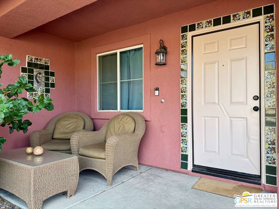 66087 Avenida Cadena