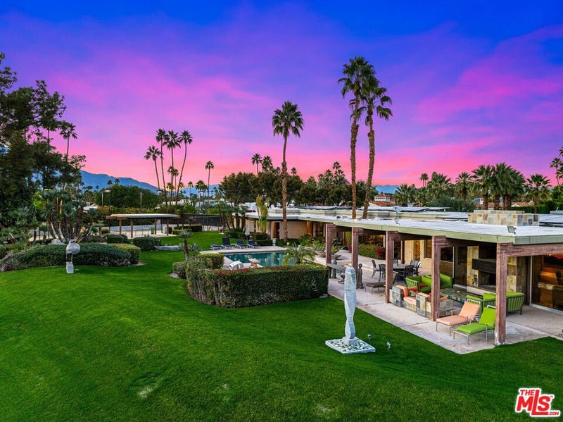 71111 Tamarisk Lane