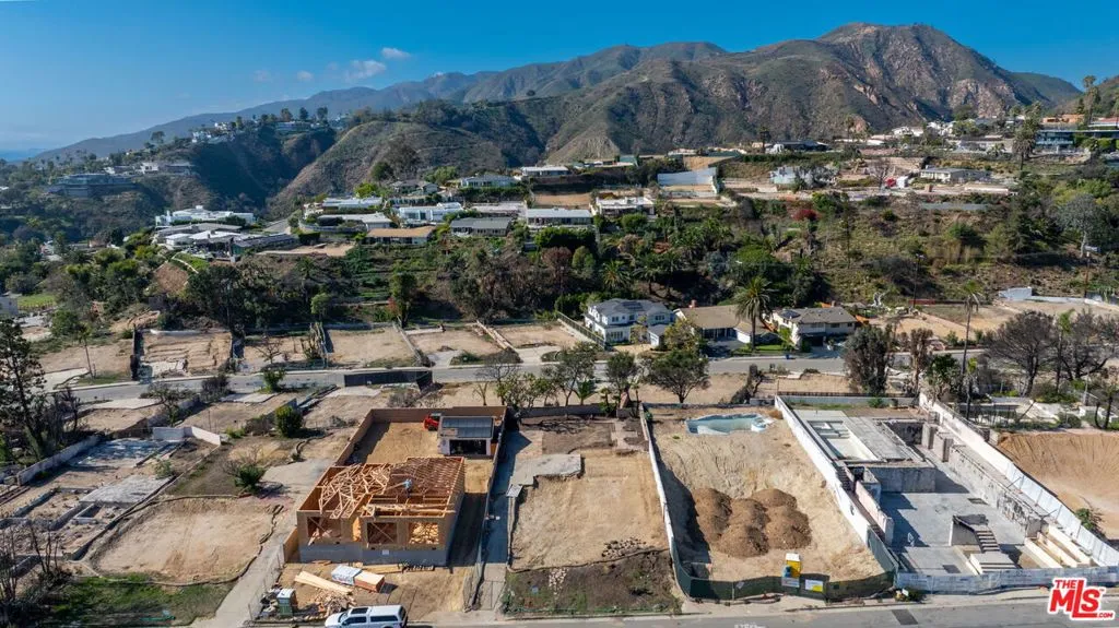 Pacific Palisades, California 90272, United States, ,Land,Active,243140