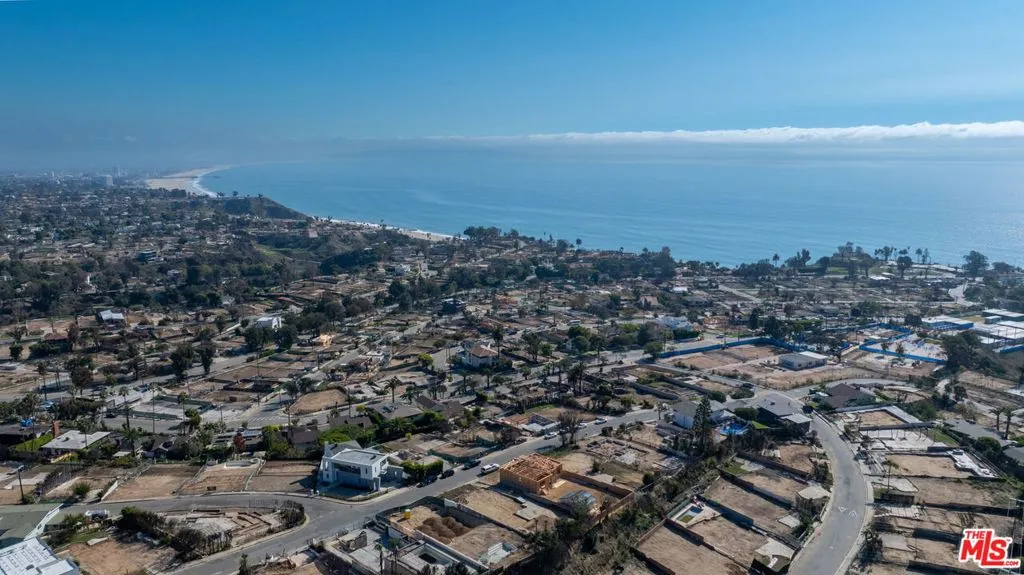 Pacific Palisades, California 90272, United States, ,Land,Active,243140