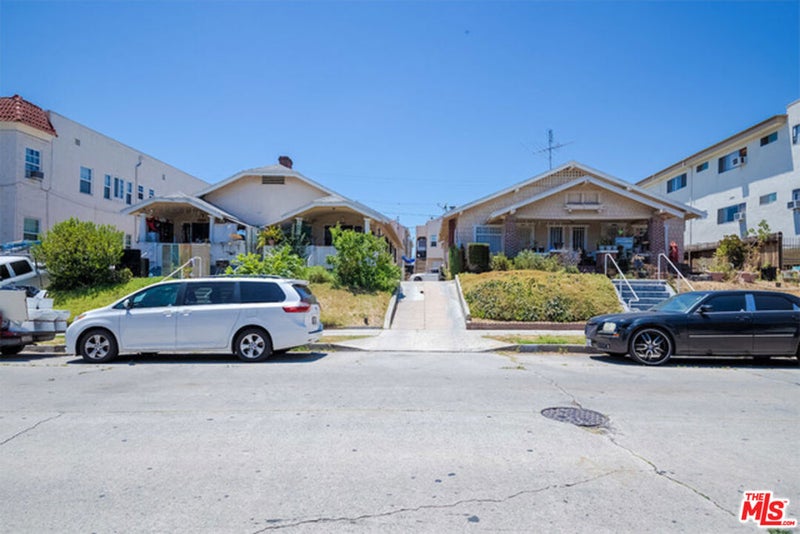 417 N Serrano Avenue 3