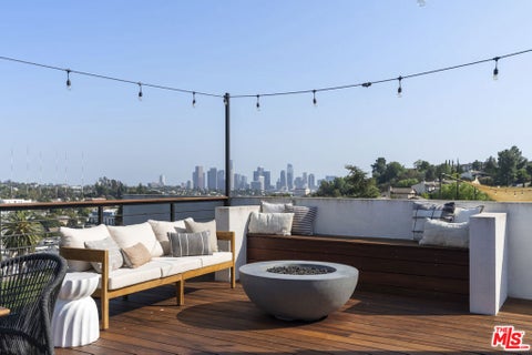 Photo of 2267 Duane Street, Los Angeles, CA 90039 (MLS # 26852381)