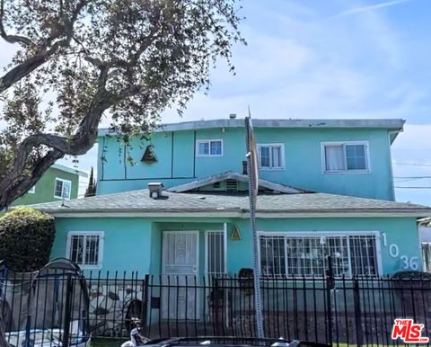 1036 W 98th Street Los Angeles CA 90044