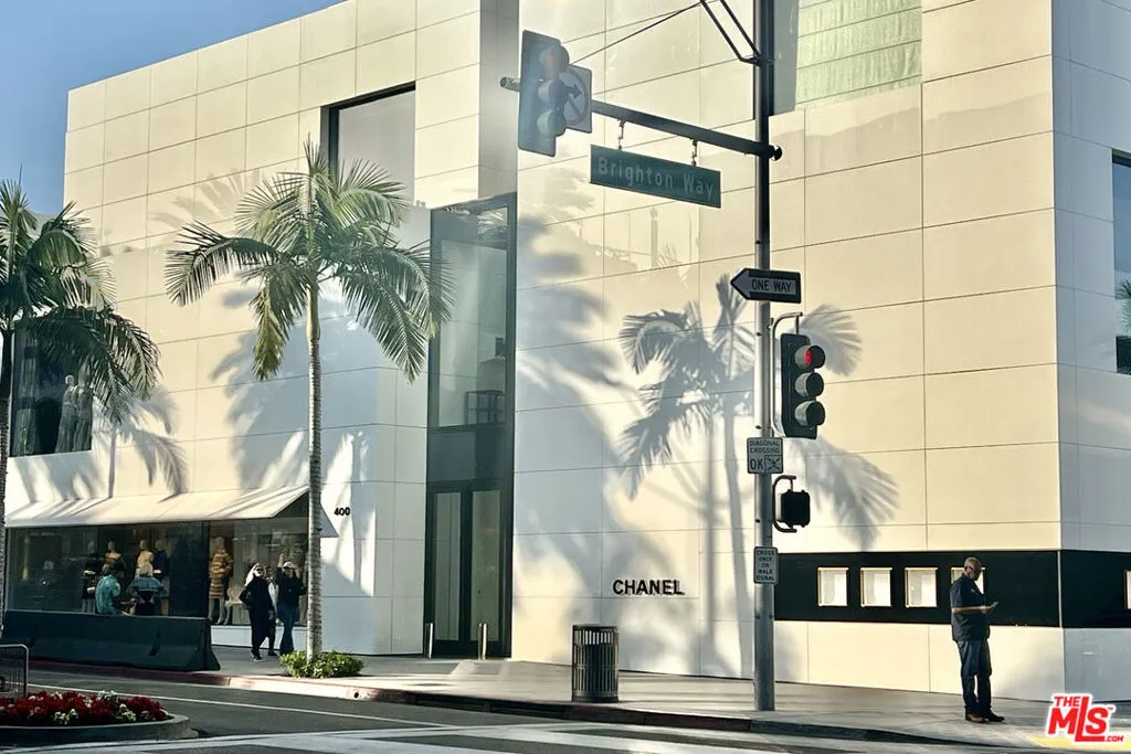 Beverly Hills, California 90210, United States, 2 Bedrooms Bedrooms, ,3 BathroomsBathrooms,Residential,Active,204217