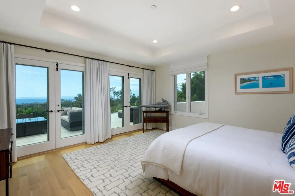 Santa Barbara, California 93108, United States, 5 Bedrooms Bedrooms, ,7 BathroomsBathrooms,Residential,Active,158723