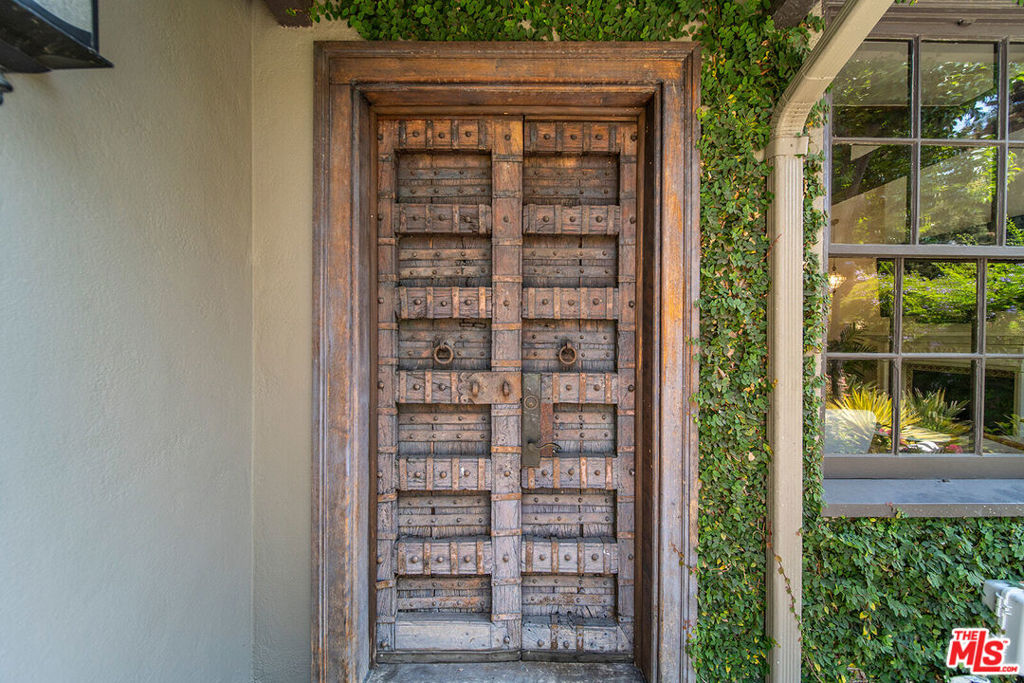 6626 Cahuenga Terrace