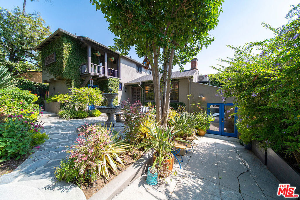 6626 Cahuenga Terrace
