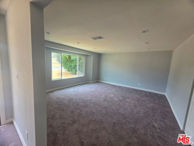 10107 E Avenue R14