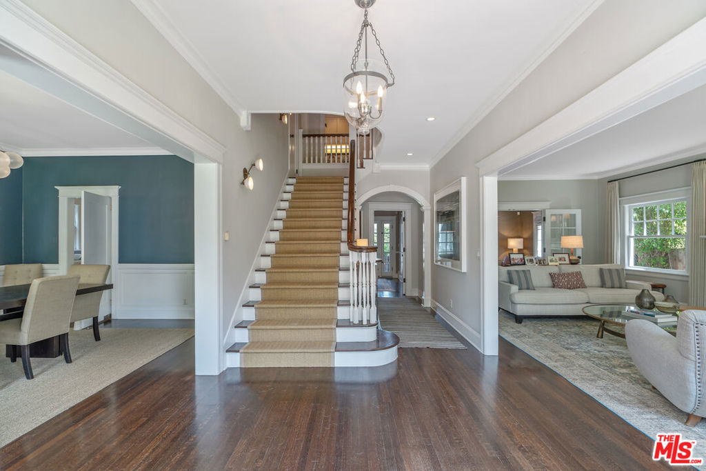 236 S Irving Boulevard