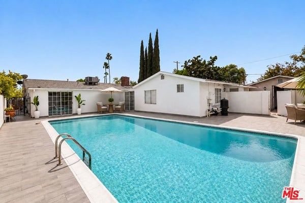 11853 CANTARA ST, NORTH HOLLYWOOD, CA 91605 - Image 051d5cc52e0dbc649f172eb3c7feea2c/513430697