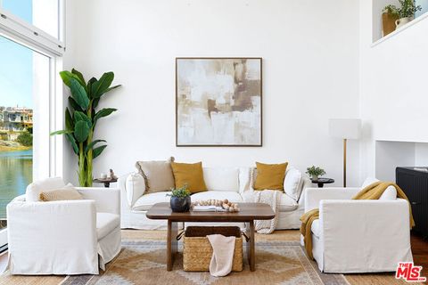 5106 Pacific Avenue Marina Del Rey CA 90292