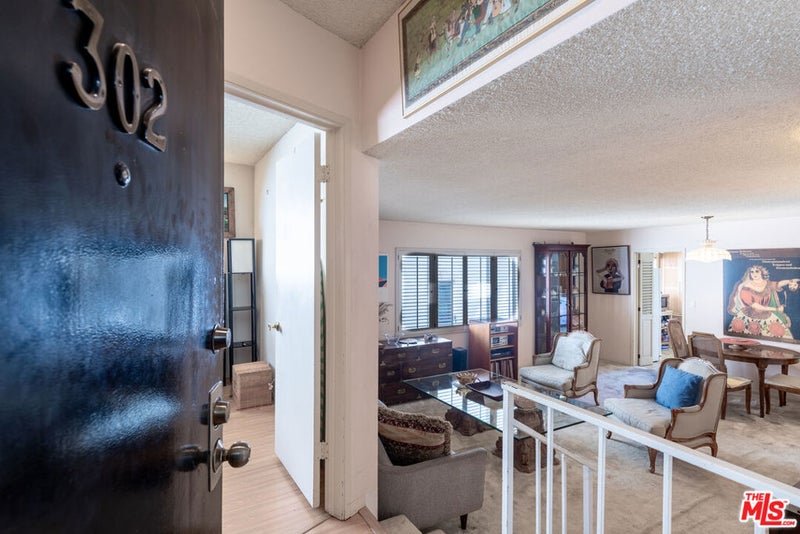 11639 Chenault Street 302