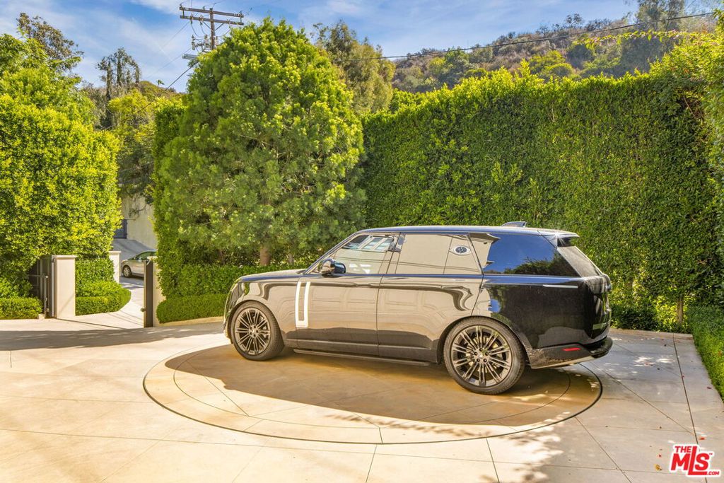 Properties 3 2401 Bowmont Drive