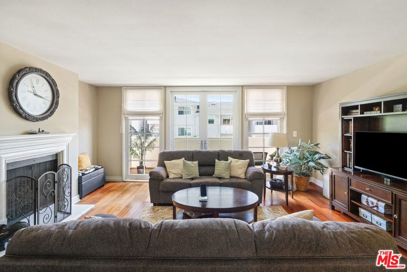 1430 Colby Avenue 102