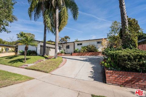 5552 S Corning Avenue Los Angeles CA 90056