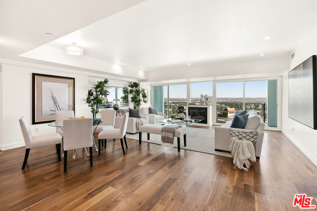 13600 Marina Pointe Drive 1507