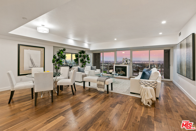 13600 Marina Pointe Drive 1507