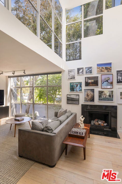 2433 28th Street B #B, Santa Monica
