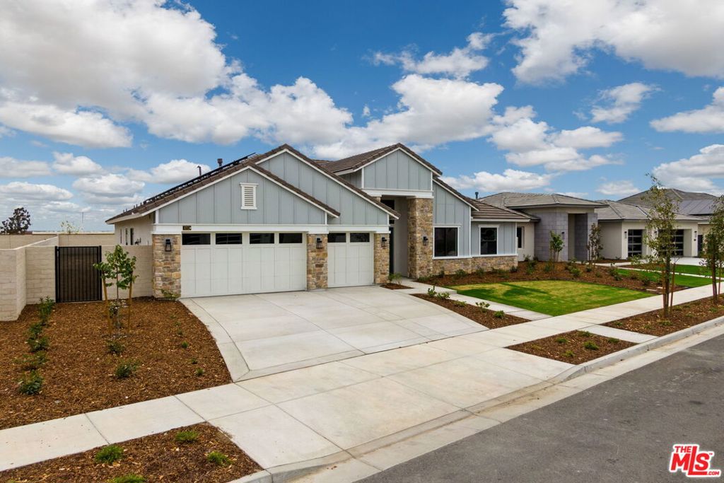 3711 Pathway Court