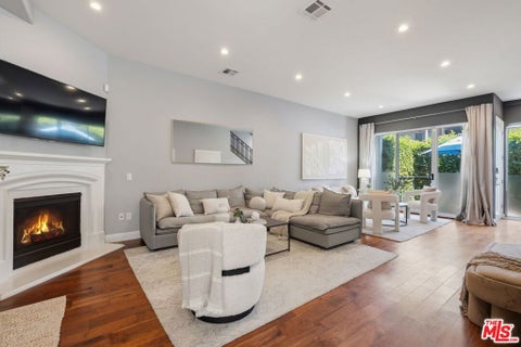 Photo of 11763 Iowa Avenue #1, Los Angeles, CA 90025 (MLS # 26862223)