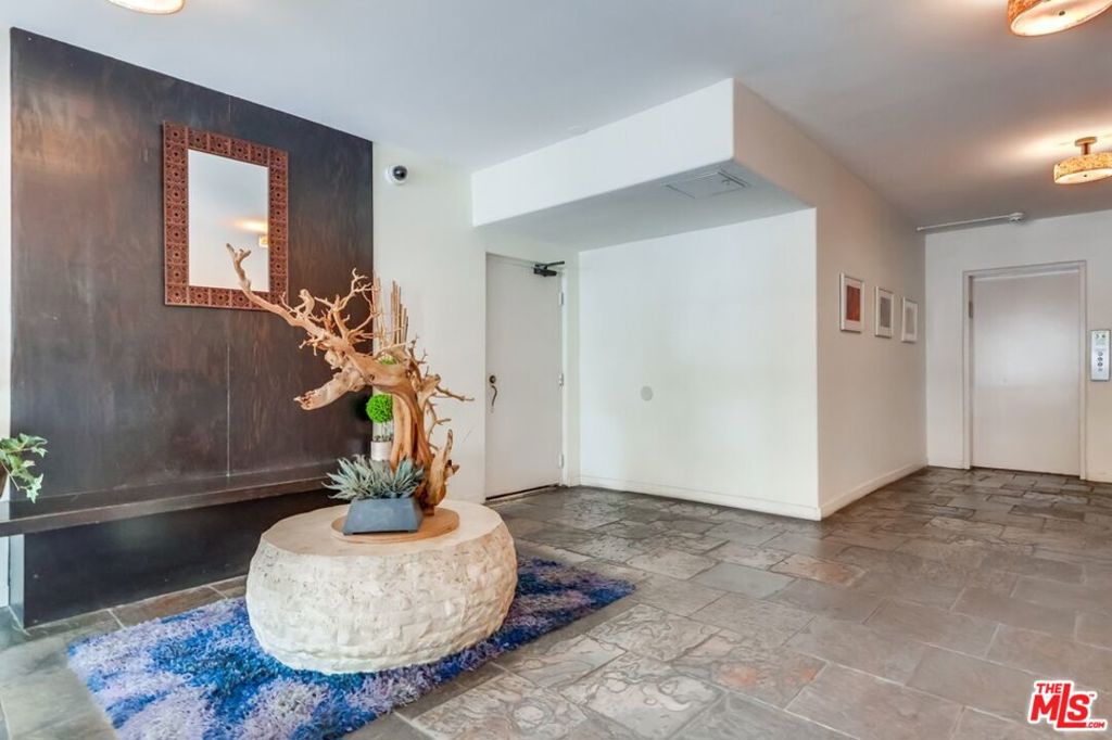 1351 N Orange Drive 212