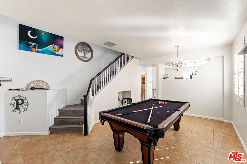954 Taylor Lane
