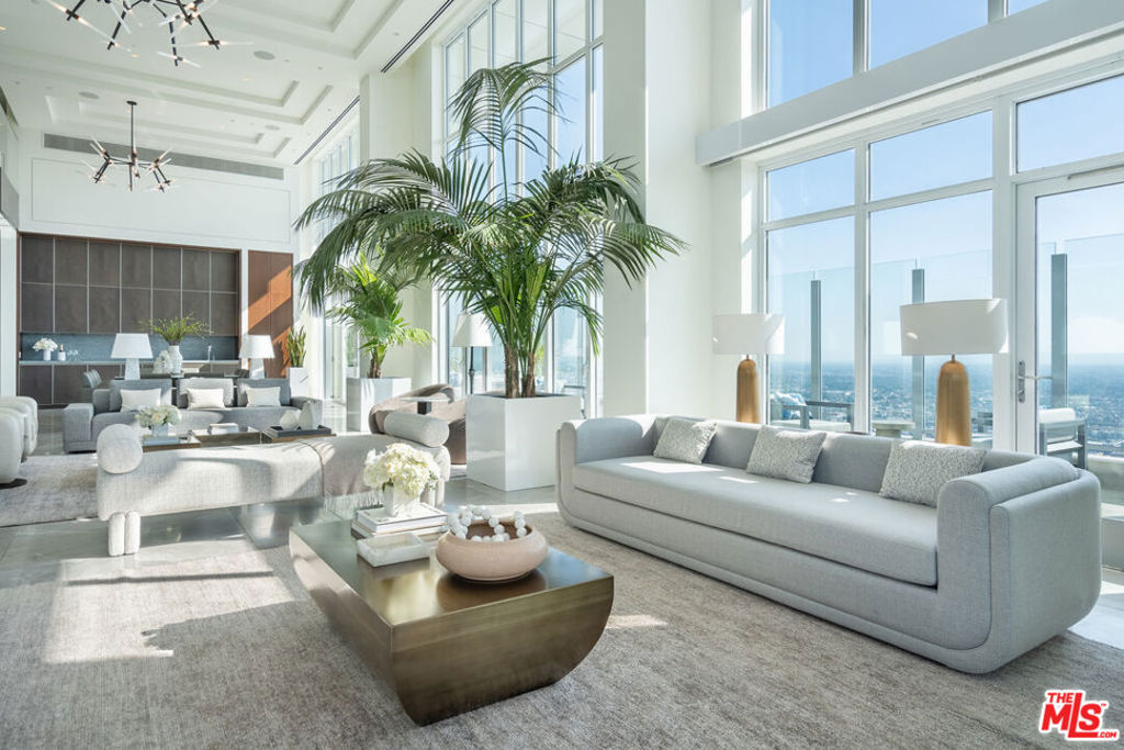 Properties 3 825 S Hill Street Penthouse