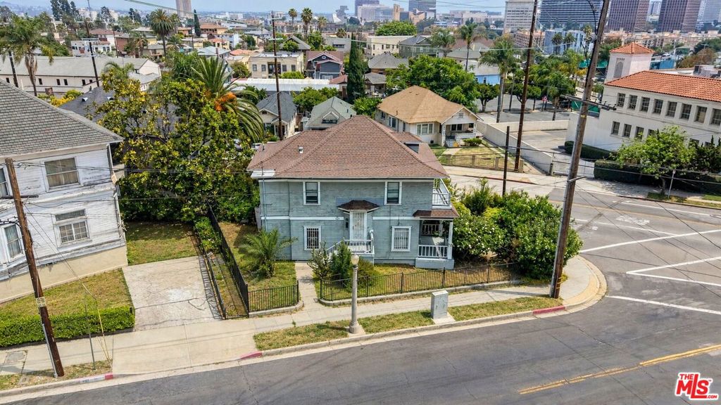 600 E Edgeware Road