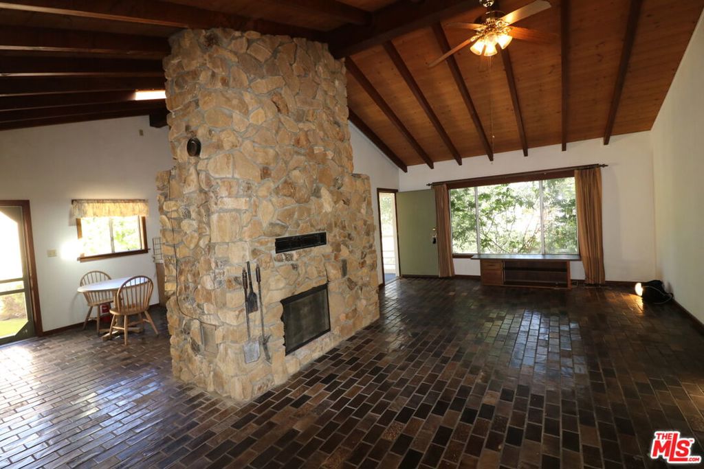 26322 Ingleside Way