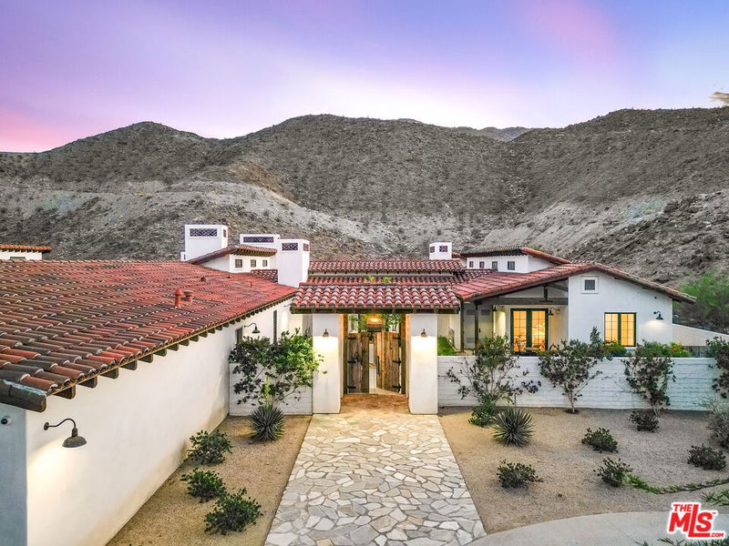 71911 Desert Drive