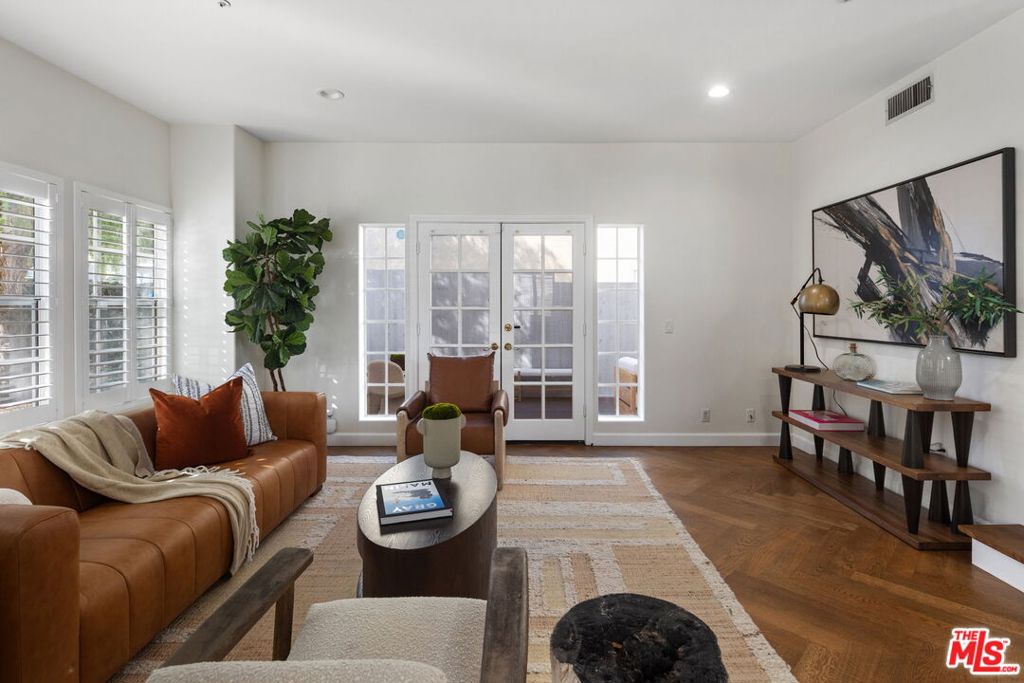 1913 Harriman Lane 1