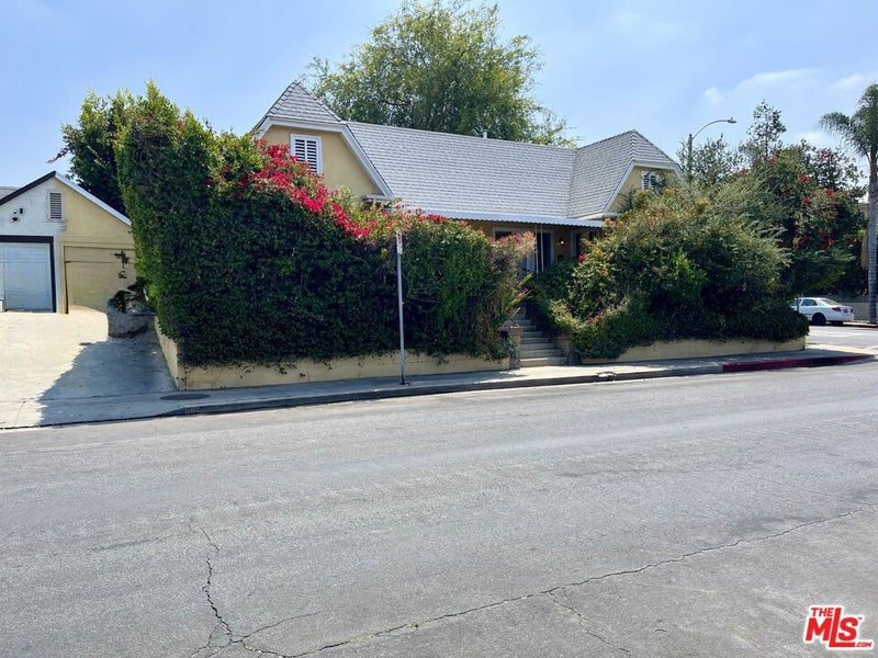 500 N Kingsley Drive