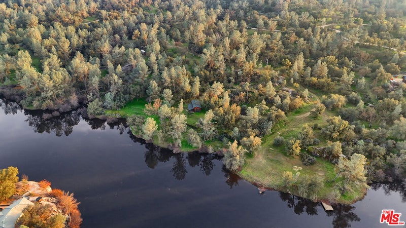 3 Blackhawk Drive