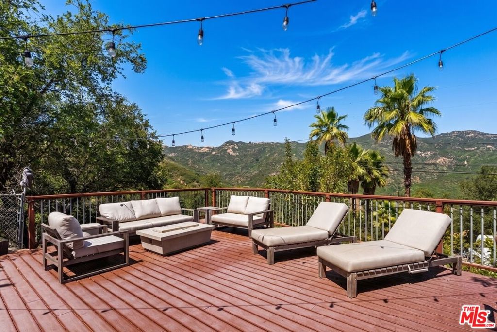 26232 Idlewild Way