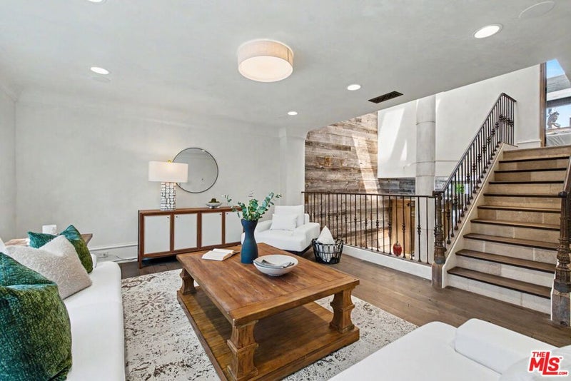 2408 34th Street 4