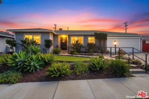 1060 E 45th Way Long Beach CA 90807