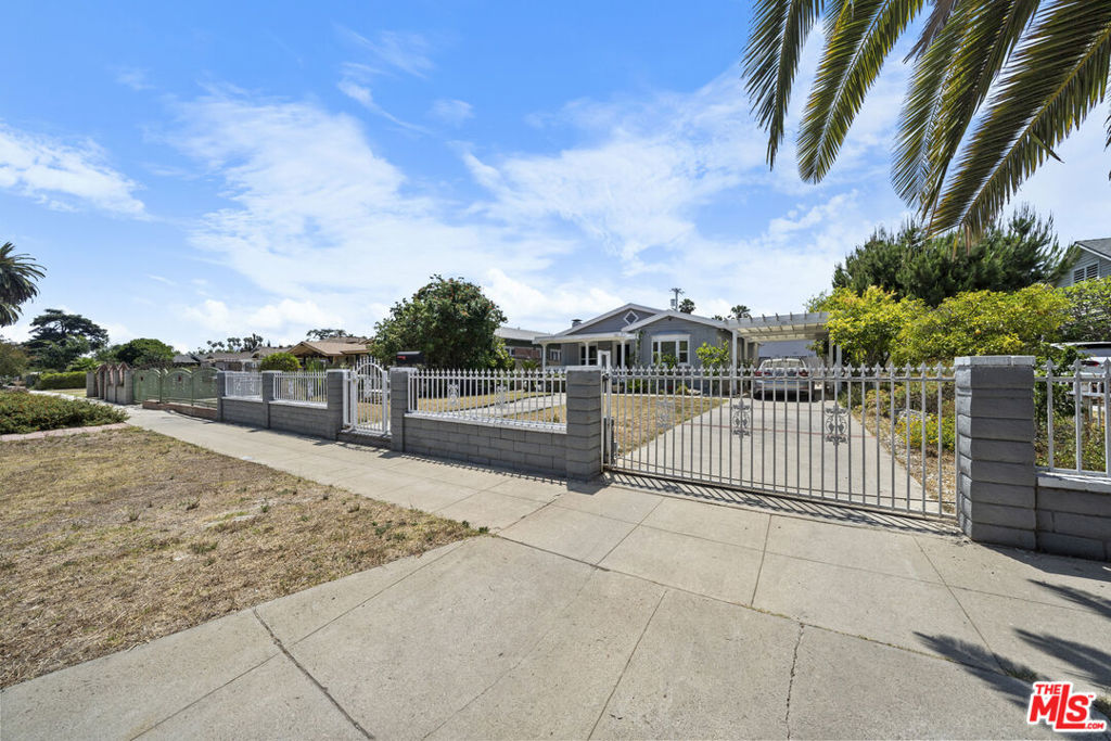 151 N Harvard Boulevard