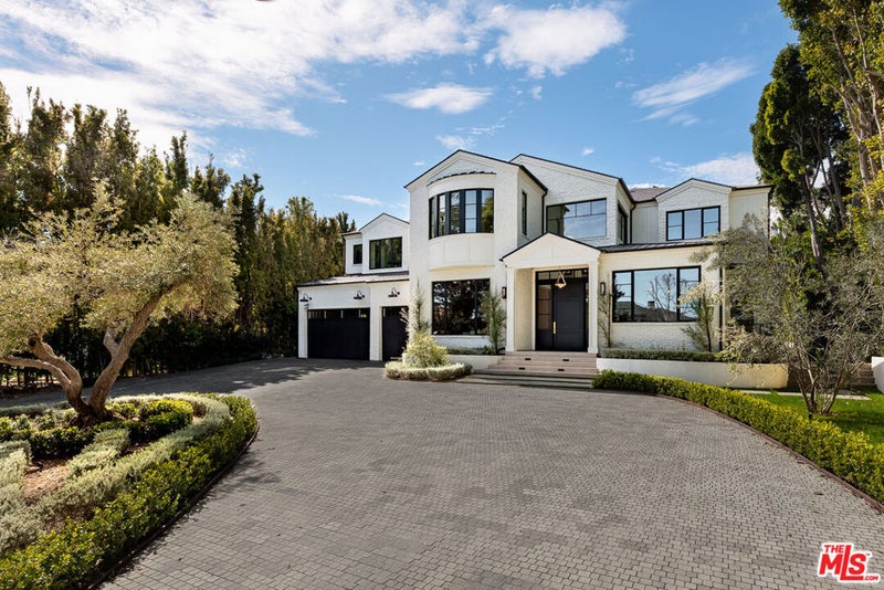 415 N Cliffwood Avenue
