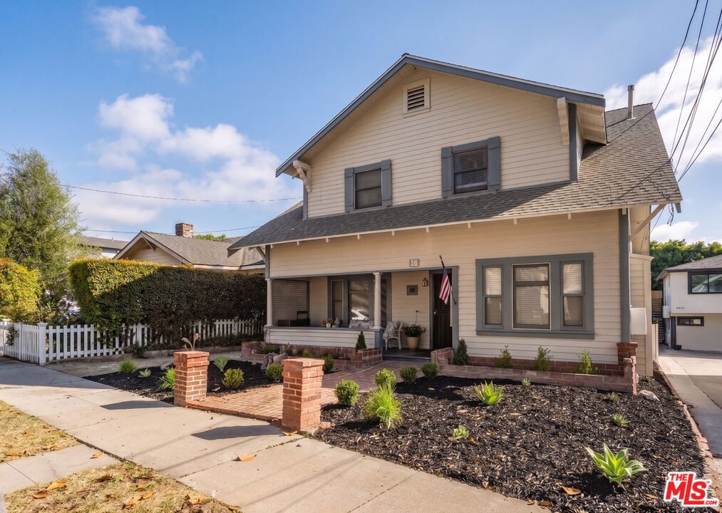 319 N Gertruda Avenue