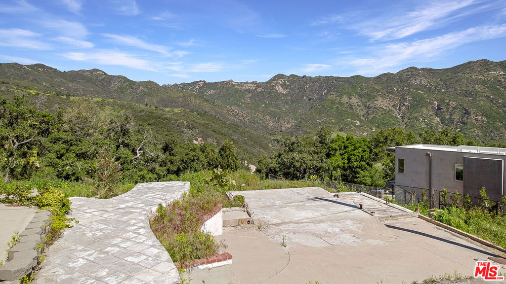 26166 Fairside Road