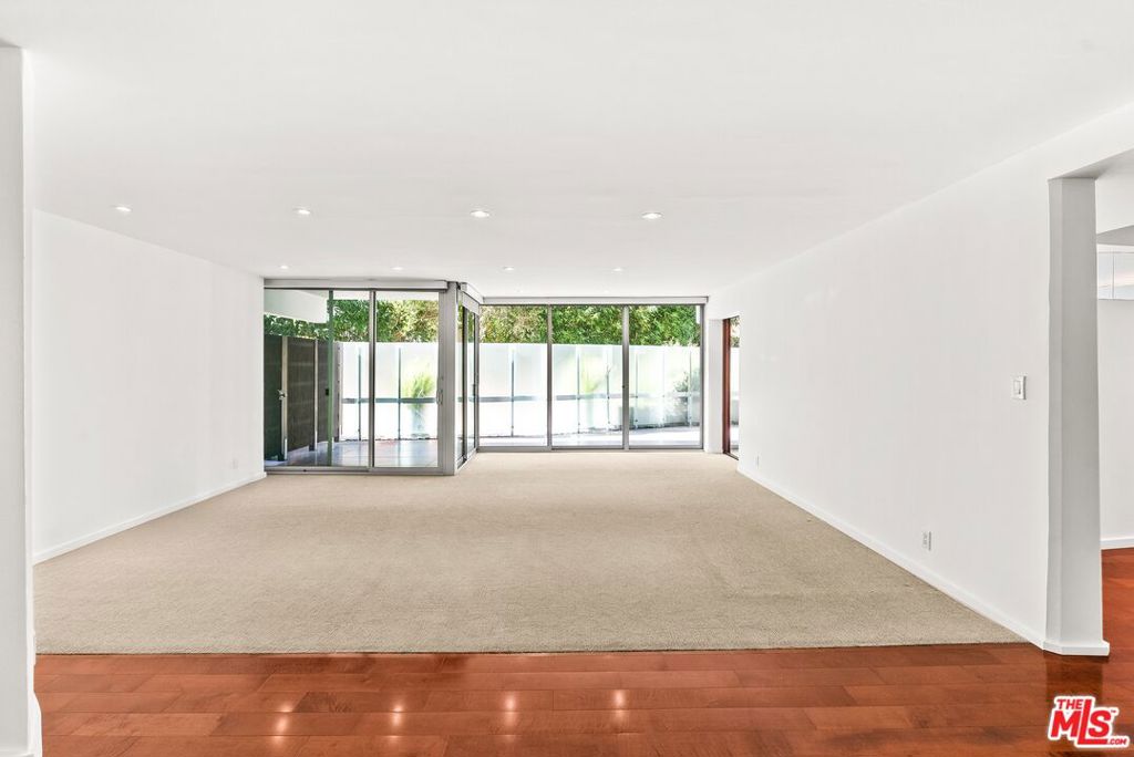 535 OCEAN Avenue 1C