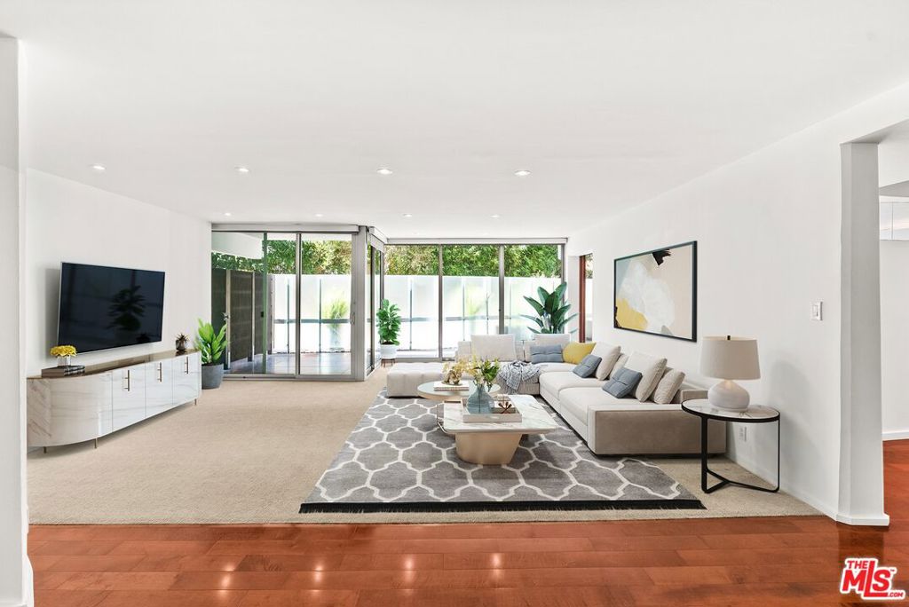 535 OCEAN Avenue 1C