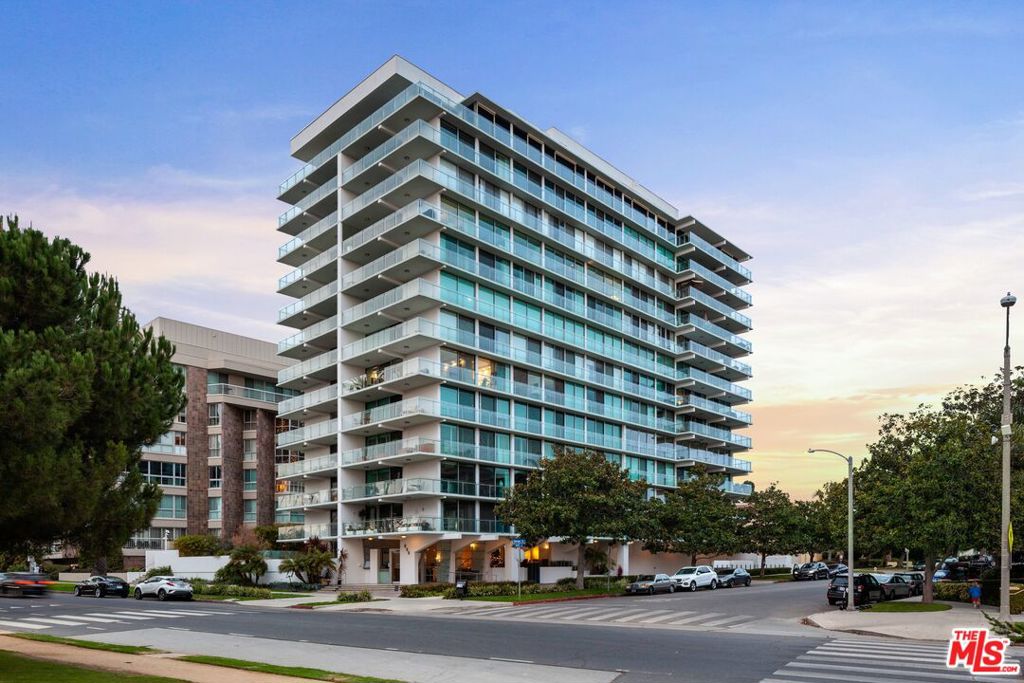 535 OCEAN Avenue 1C