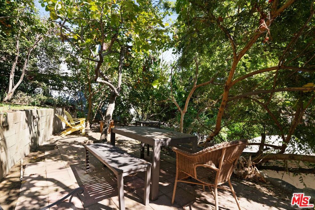 2165 Valentine Street 1-3