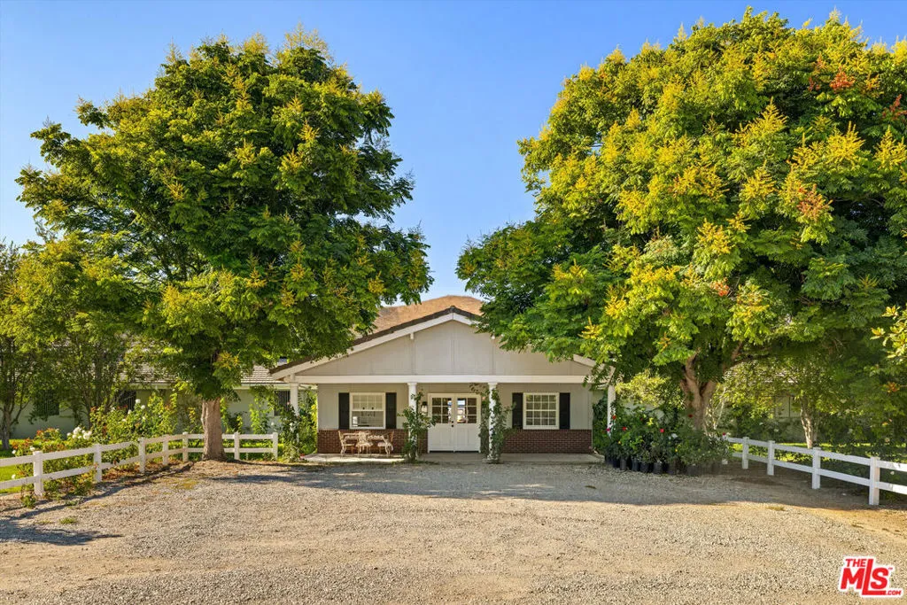 Somis, California 93066, United States, 4 Bedrooms Bedrooms, ,4 BathroomsBathrooms,Residential,Active,216723