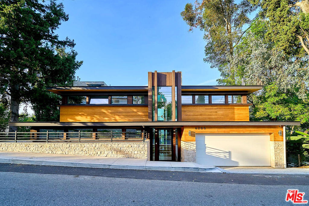 4209 Sea View Lane