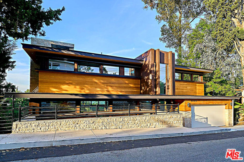 4209 Sea View Lane