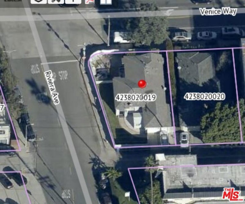 404 Venice Way
